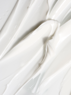 glossier-after-baume-carousel-06_e7697893-6d3b-4f17-9510-905479e15a7c