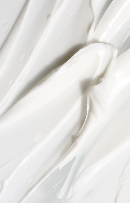 glossier-after-baume-carousel-06_e7697893-6d3b-4f17-9510-905479e15a7c